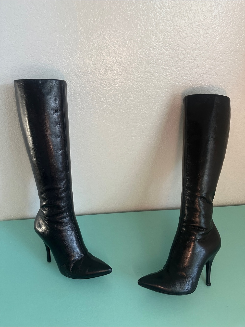 Dolce & Gabbana Mafia Chick leather knee high stiletto boots-size 36 1/2-used - Picture 13 of 17